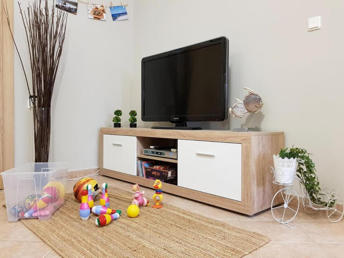 Colimbos Accommodation, 2 Min From The Beach Sfinárion 外观 照片